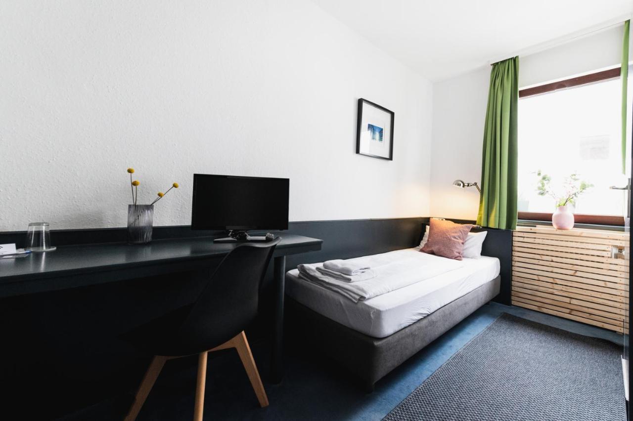 City Hotel Fellbach 24H Check-In Exterior photo